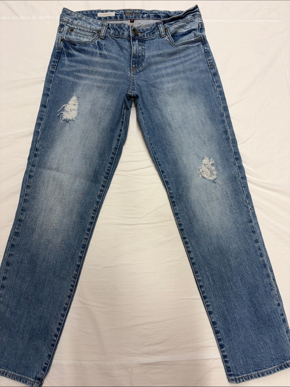 Kut from the Kloth Light Blue Distressed Catherine Boyfriend Jeans size 8